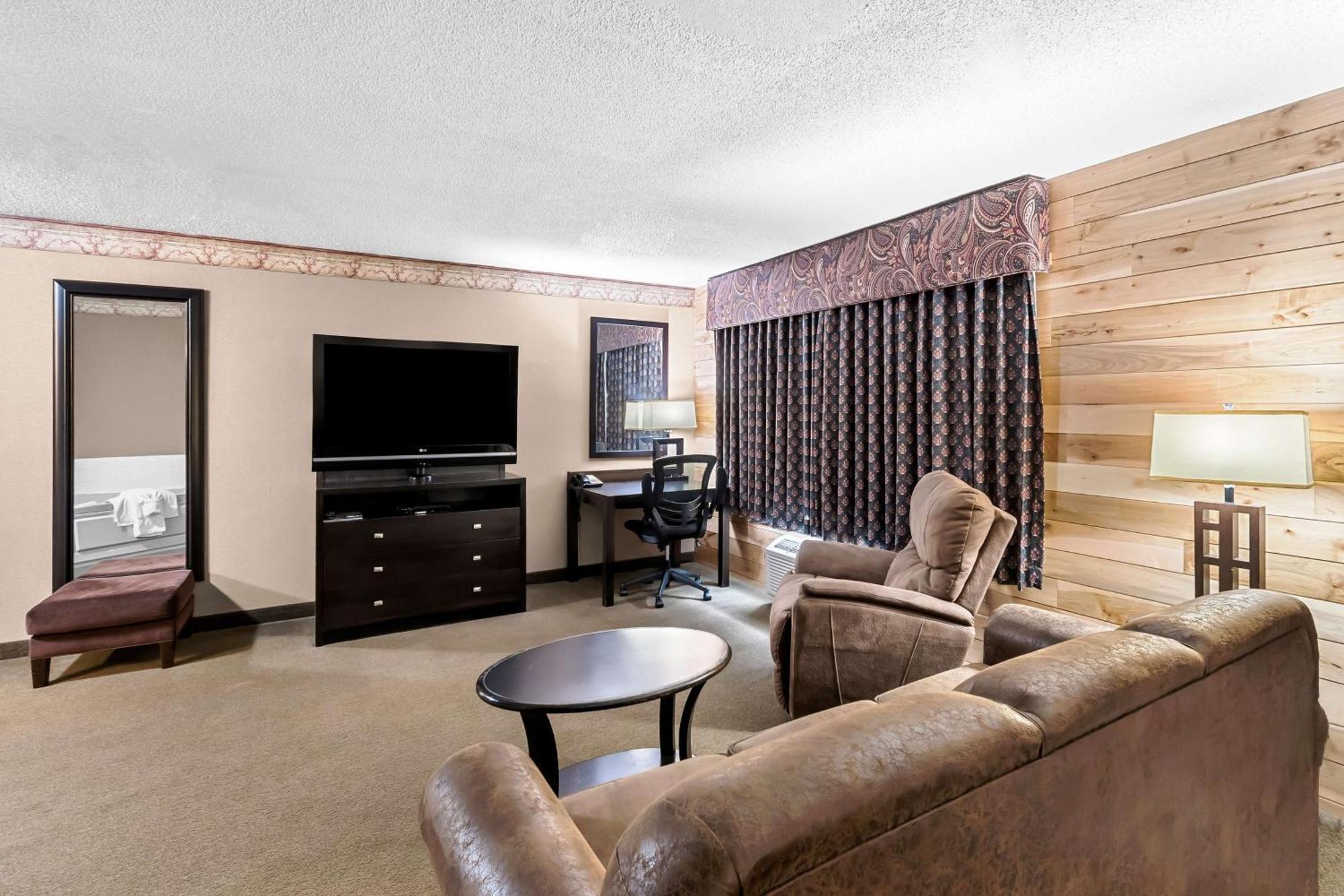 Hotel Heartland & Suites, Surestay Collection By Western Park Rapids