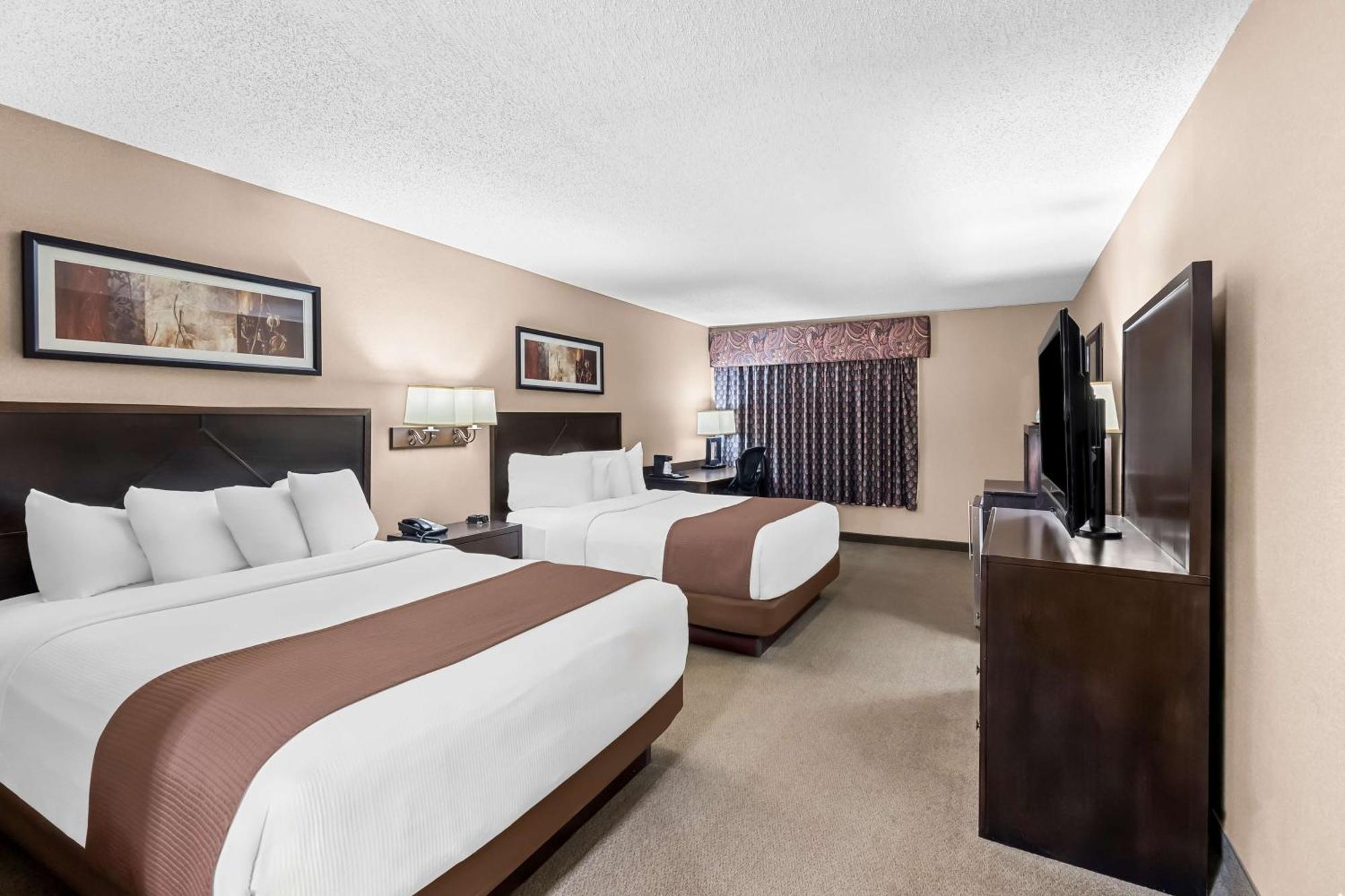 Heartland & Suites, Surestay Collection By Western