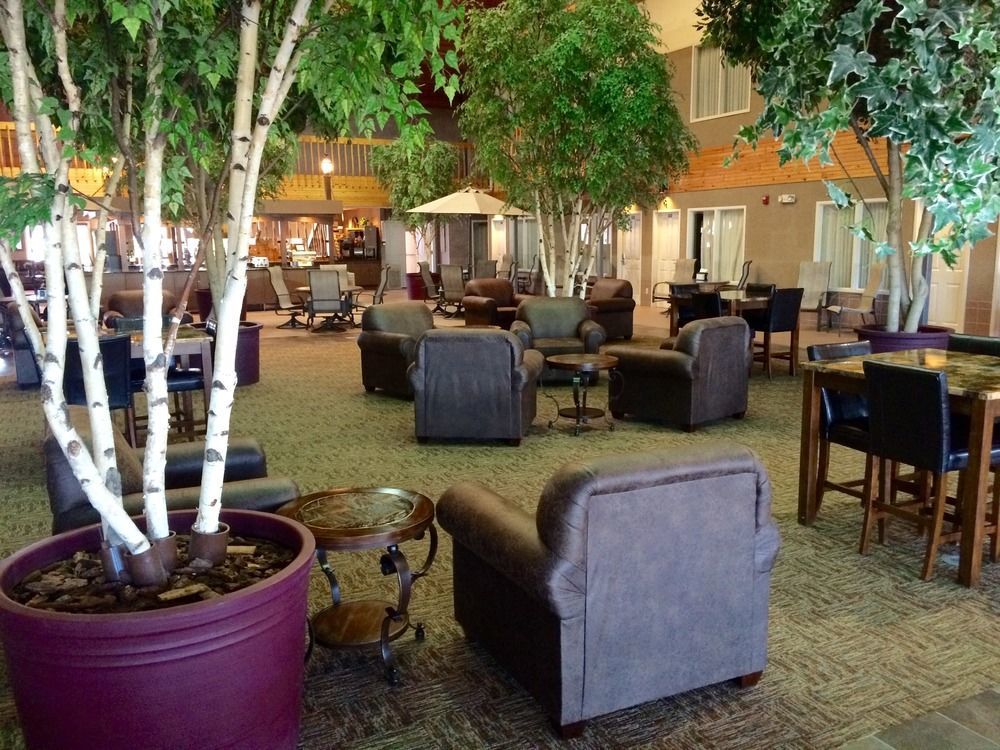 Hotel Heartland & Suites, Surestay Collection By Western